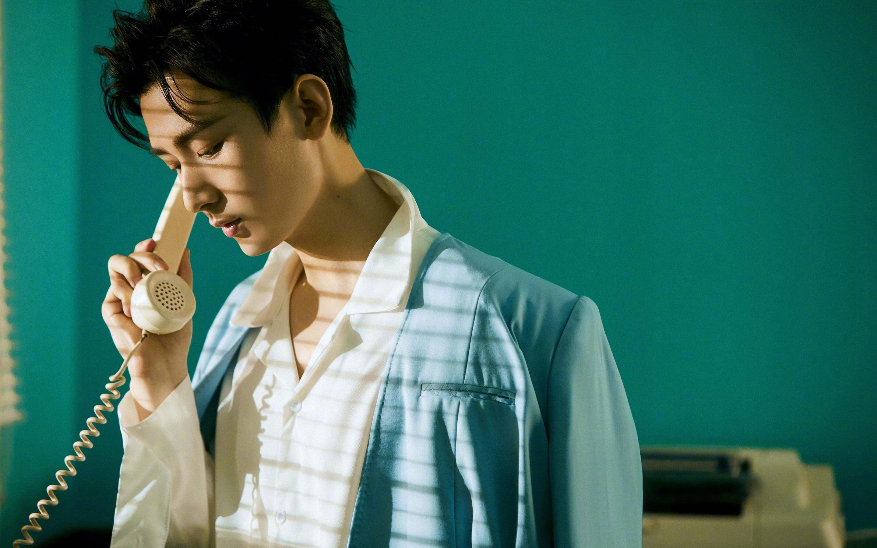 九游游戏中心官网-_创新场馆：多功能网球中心开启新体验_，网球馆室内