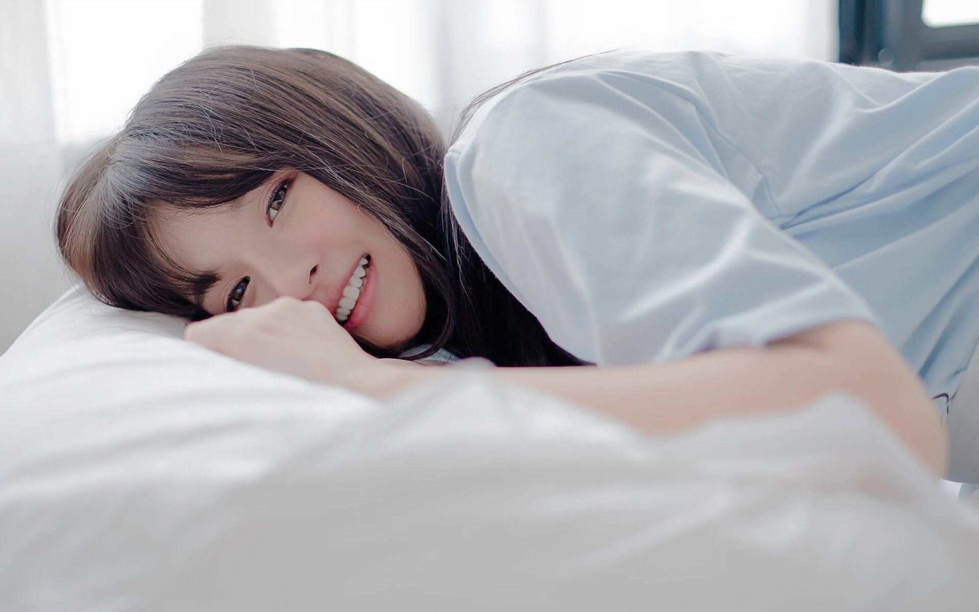 广岛三箭面对强敌，团结一心向前冲，广岛三箭vs东京