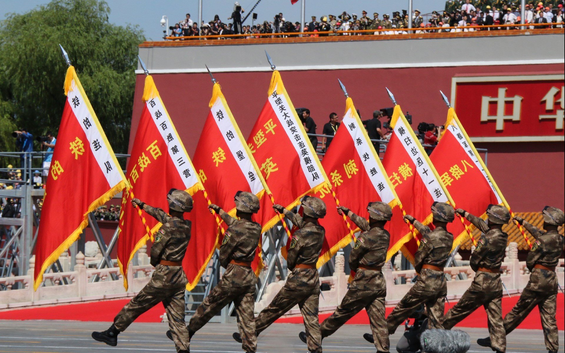 九游娱乐-顶级教练换帅，球队战绩起伏不定，顶级教练换帅,球队战绩起伏不定了