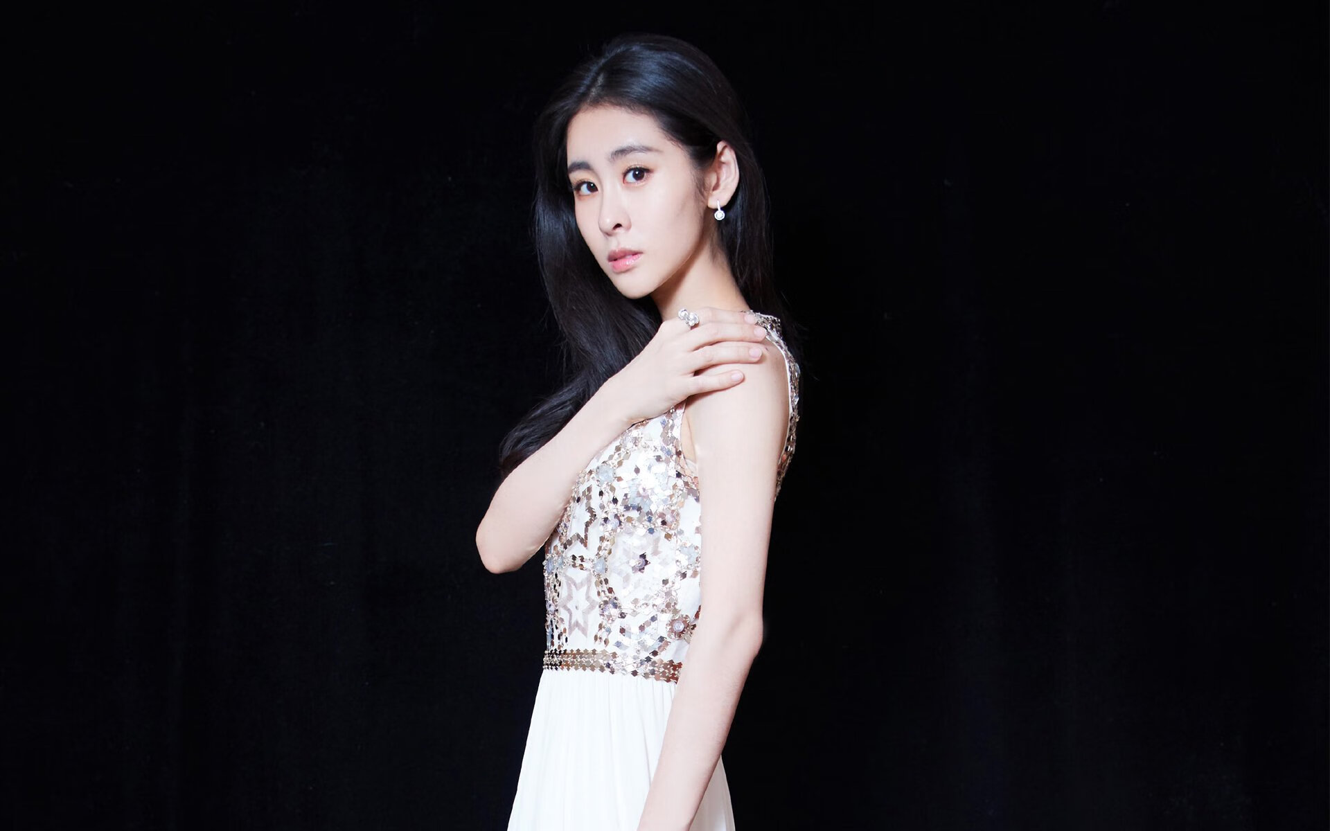 世界足球未来：哪些新兴联赛潜力巨大？，2020年世界足坛十大新星