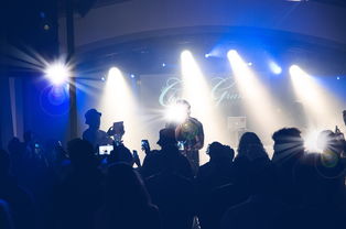 九游网页版官网入口-直播互动：球迷与现场氛围的完美结合，篮球直播话术